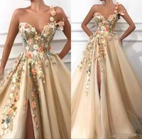 Een schouder tule a line lange prom jurken 3d bloemen kant applique kralen split vloer lengte formele feest avondjurken