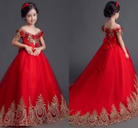 Red Gold Applique Girls Pageant Vestidos 2021 Off Ombro Cristal Grânulos Mão Feito de Flores Flor Menina Vestidos Primeiro Vestido de Comunhão Sagrado