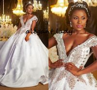 Luxe Crystal Trouwjurken Diepe V-hals Kant Applicaties Kralen Capped African Draped Rok Dubai Bridal Jurk Bruidsjurken