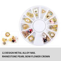 12 Design Metal Alloy Nail Art 3D Tips DIY Telefon Smycken Dekoration Rhinestone Pearl Bow Flower Crown Charm Salon Manicure Tools