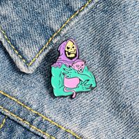 Mal roxo Esqueleto esmalte lapela broche rosa Cool Cat Pins para Mochilas emblema Jóias presente para amigos