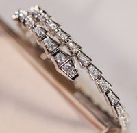 2020 Vendita calda Braccialetto di forma di serpente di qualità lussuosa con diamante scintillante in platino e oro rosa placcato donne regalo gioielli regalo PS3423