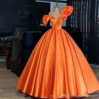 Neue Art und Weise Günstige orange Ballkleid Quinceanera Plissee Rüschen weg von der Schulter plus Größen-formalen Kleid-Abschlussball-Abend-Kleider Bonbon 15 Kleid