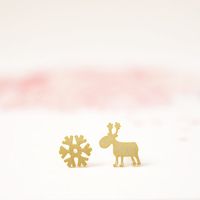 Wholesale Fashion K Gold Silver Rudolf and Snowflake Stud Earrings winter reindeer Three kinds of color