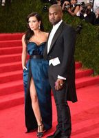 Wholesale Top Selling Kim Kardashian Strapless Sheath Satin Front Split Celebrity Dresses Ruffles Wasitband Evening Gowns