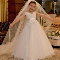 Wholesale White Cute Flower Girls Dresses For Weddings V Neck Lace Appliques Beaded Sashes Tulle Cap Sleeves Long Birthday Children Girl Pageant Gowns