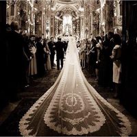 Wholesale Luxurious M Cathedral Length Wedding Veil Lace White Ivory T Bride Veils Bridal Hair With Comb