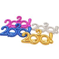 Wholesale 2020 Happy New Year Glasses Glitter Plastics Prop Eyewear Funny Kids Eyeglass Toy Of Party Supplies Decoration sf E1