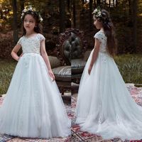 Wholesale Crew Neck Lace Capped Sleeves Little Wedding Flower Girls Dresses with Applique Long Tulle Garden Country Party Communion Dress