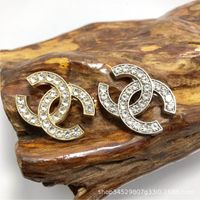 Hot Rhinestone Letter Brooches Pin Fashion Jewelry Costume Decoration Brooch Famous Suit Lapel Pin For Women Jewelry Accessory