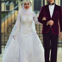 Wholesale 2019 White Muslim Wedding Dresses Hijab high neck Saudi Arabic flowers Long Sleeves Lace Beaded applique Dubai Arabic mermaid Bridal Gowns