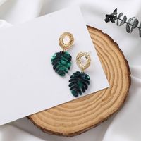 Wholesale simple green leaf for women new plants elements drop earrings trendy jewelry