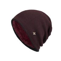 Discount cool knit hats for men Classic Design Cool Mens Handmade Winter Beanie Hats High Quality Knitted Keep Warm Caps for Sale