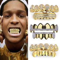 Wholesale 18K Real Gold Punk Hiphop CZ Zircon Poker Letters Vampire Teeth Fang Grillz Diamond Grills Braces Tooth Cap Rapper Jewelry for Cosplay Party