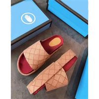 Wholesale Best Quality Women Original Slide Sandal Platform Slipper Fashion Real Leather Beige Red Strawberry Outdoor Beach Shoes Colors With Box