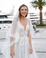 Wholesale Half Sleeves Wedding Dresses A Line with Cape Bridal Gowns V Neck Wedding Gowns Country Style Beach Petite Plus Size Custom Made