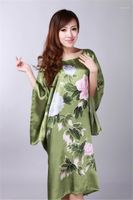 Wholesale Fashion O Neck Sleepshirts Womens Summer Cool Flora Sleepwear Traditional Chinese Women Silk Rayon Robe Womens