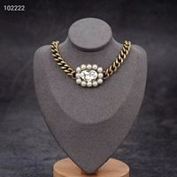 Wholesale 2020 new retro style pendant necklace simple wild fashion thick chain letter pearl necklace high quality jewelry accessories gift party