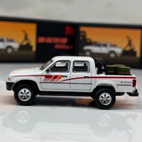 Wholesale Diecast Model Cars Toyota Hilux Pickup Alloy Car Model Diecasts Metal Car Body and Chassis Toy Model High Simulation With Retail Box