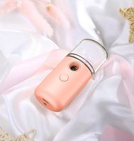 Wholesale Portable Alcohol Sprayer Perfume Nebulizer Cool Facial Body Spray Travel Moisturizing Tender Skin Beauty Skin Care Tool DHL Fast Shipping