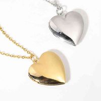 Wholesale Custom Opened Memory Smooth Frame k Gold Plated Stainls steel Jewelry Charm Clavicle Chain Heart Locket Photo Necklace