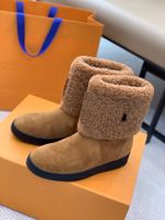 Wholesale 2022 Designers Snow Boots Women Fashion Soft Leather Flat Girls Casual Winter Brown Shoe with Fur Half Boot for Woman Black Best Track Top