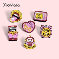 Wholesale Pins Brooches Pink Love Enamel Pin Robot Handcuffs Badge TV Set Sexy Ass Phone Tongue Mouth Alarm Clock Girls Jewelry For Lover