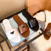 Wholesale 2022 Women slippers Sandals Fashion Designers Triangle Flat Slides Flip Flops Summer genuine leather Outdoor Loafers Bath Shoes Beachwear Black White Brown Gh2N