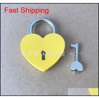 Wholesale Heart Shaped Concentric Lock Metal Mulitcolor Key Padlock Gym Toolkit Package Door Locks Buil qylcLW sports2010