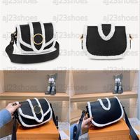 Wholesale Pont Soft PM Shoulder Bags Black grained leather and shearling wide strap sporty chic crossbody Flap M58971 designer handbags