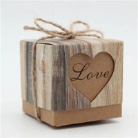 Wholesale Retro Tree Stripe Hollowing Out Sugar Box Wedding Celebration Candy Box Party Supply Love Heart Favor Gift Box wc H1