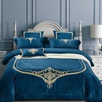 Wholesale European Style Chic Embroidery Bedding Set Untra Soft Warm Plush Bed Linen Antique Gray Blue Bedding Set Queen King JPcs1