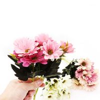 Wholesale Decorative Flowers Wreaths Bunch Artificial Flower Bouquet Silk Fake Leaf Spring Daisy Bridal For Home Table Party Decoration Props1
