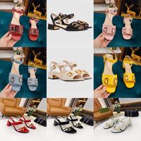 Wholesale Ladies Designer dress shoes high heels dresses party evenings can be matched with a variety of skirts and windbreakers to attend various occasions flat heels red pink