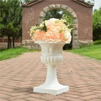 Wholesale Decorative Flowers Wreaths Wedding Props White Gold Roman Columns Artificial Flower Ball Centerpieces Stand Road Lead Pots Party Event Sta