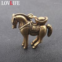 Wholesale Vintage Handmade Brass Zodiac Horse Ingot Keychain Pendant Jewelry Pure Copper Animal Car Key Chain Ring Hanging Trinket Gift1