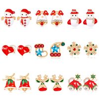 Wholesale Cute Gold Color Santa Claus Snowflake Stud Earrings with Red Green Clear Crystal Fashion Casual Jewelry Christmas Birthday Gift Accessories
