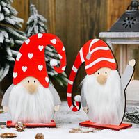 Wholesale 2020 Christmas Wooden Long Curved Hat Old Man s Ornament Table Top Ornament Wood Forest Old Man Ornament Xmas Decoration HH9