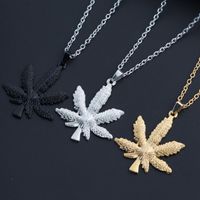 Wholesale Titanium Steel Leaves Pendant Sparkling Necklaces Charm Chain Gift Hip hop Jewelry Accessories Gold and silver Maple Leaf Necklace