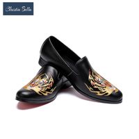 Wholesale Dress Shoes Christia Bella Style Men Casual With Custom Personality Tiger Embroidered Party Leather Loafers Summer Slippers