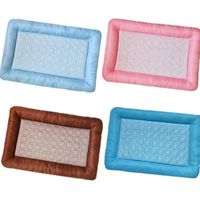 Wholesale Kennels Pens No Hair Sticky Pet Mat Cooling Cat Dogs Summer Sleeping Bed House Square Cage Pad Car Seat Cover Anti Slip For Small Medium
