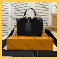 Wholesale Women Luxurys Designers Shoulder Bags Fashion Lady Leather cross body bag three colors handbags W