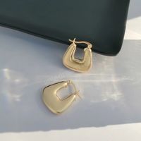 Wholesale Minimalist Geometric U Shape Hoop Earrings for Women Party Fashion Gold Silver Color Metal Chunky Earrings Jewelry Accessories