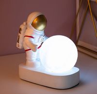 Wholesale Astronaut LED Night Lights child Birthday gift Astronaut statue lamp Decor Crafts Children s room Home decoration accessories