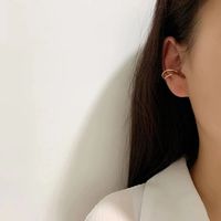 Wholesale Simple Solid Gold Earrings without Piercing Geometric Round Ear Cuff Minimalist Earrings for Women Unique Jewelry Gift