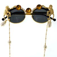 Wholesale Sunglasses Lady Gold Monkey Baroque Brand Metal Retro Leopard Frame Beach Chain Pearl Round Sun Glasses For Women