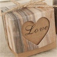 Wholesale Retro Tree Stripe Hollowing Out Sugar Box Wedding Celebration Candy Box Party Supply Love Heart Favor Gift Box wc H1
