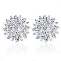 Wholesale Stud Fashion Ladies Zircon Snow Flake Earing Splinter Earrings For Women Wedding Jewelry Retail1