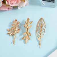 Wholesale Fashion Metal Hair Clips Leaf Feather Shape Barrettes For Women Geometry Hairpins Hair Accessories Styling Tools