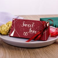 Wholesale Wedding Celebration Candy Box Triangles Chocolates Gift Packing Boxes Gold Plated Gifts Wrap Silk Ribbon New cy M2